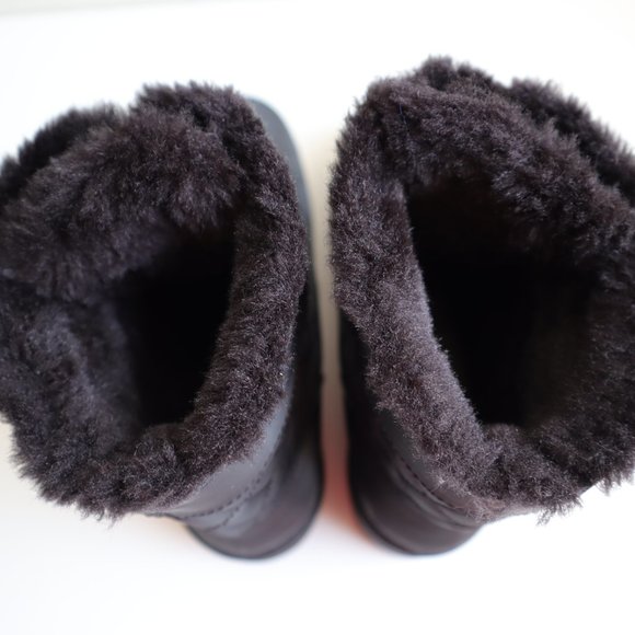 Boston Accent Weatherproof Ankle Boots, Non-skid Soles and Heels, Size 7 - Picture 4 of 5